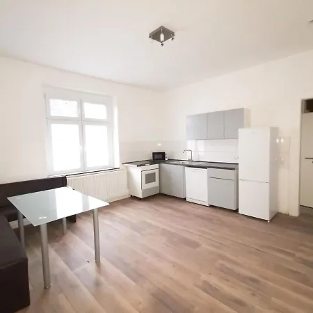 Ferienwohnung Und Monteurzimmer *